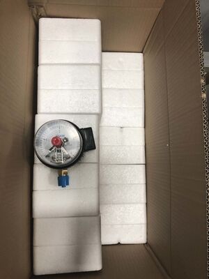 Medidor de pressão elétrico de contacto de 4 polegadas (100 mm) com controlo de limite duplo e 380 V 10 V a para automação