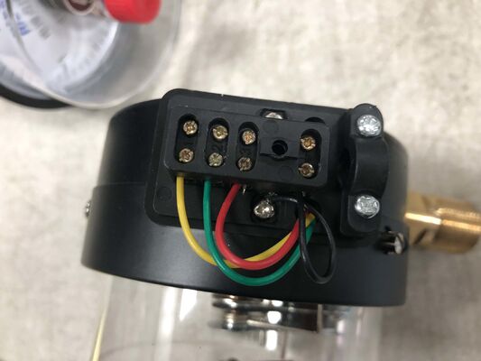 Medidor de pressão elétrico de contacto de 4 polegadas (100 mm) com controlo de limite duplo e 380 V 10 V a para automação